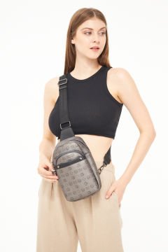 Morpelikan  Kadın Monogram Üç Bölmeli Body Bag Omuz Göğüs Çantası