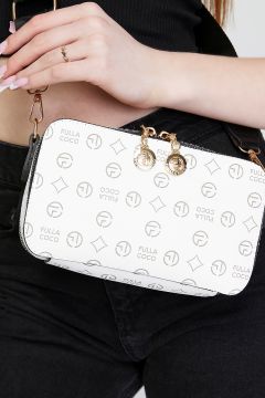 Morpelikan Beyaz Monogram Kadın Üç Bölmeli Çarpraz Kolon Askılı Çanta