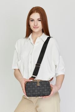 Morpelikan Siyah  Monogram Üç Bölmeli Çarpraz Kolon Askılı Çanta