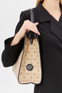 Bej  Monogram Kilit Kapamalı Kadın Omuz Çantası