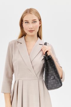 Siyah Monogram Kilit Kapamalı Kadın Omuz Çantası